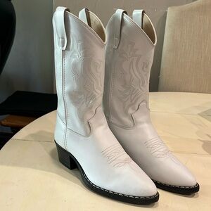 Shyanne Blanca Western Boots size 5 women’s
